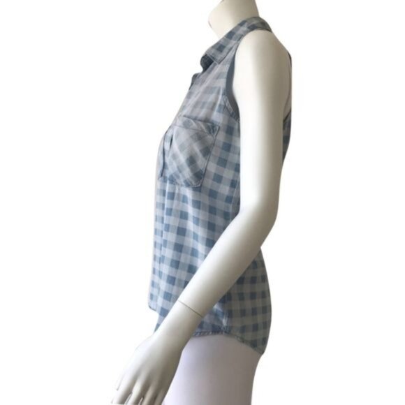 Cloth & Stone Sleeveless Checkered Button-Down Shirt - Picture 3 of 6